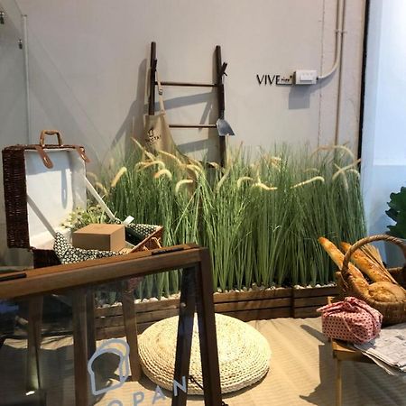 Vive Silom Hotel Bangkok Kültér fotó