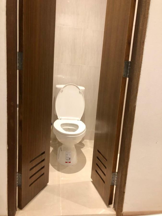 Vive Silom Hotel Bangkok Kültér fotó