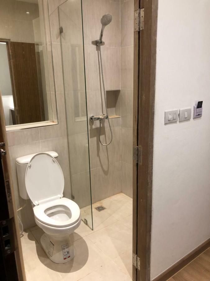 Vive Silom Hotel Bangkok Kültér fotó