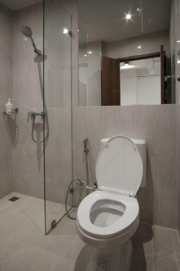 Vive Silom Hotel Bangkok Kültér fotó
