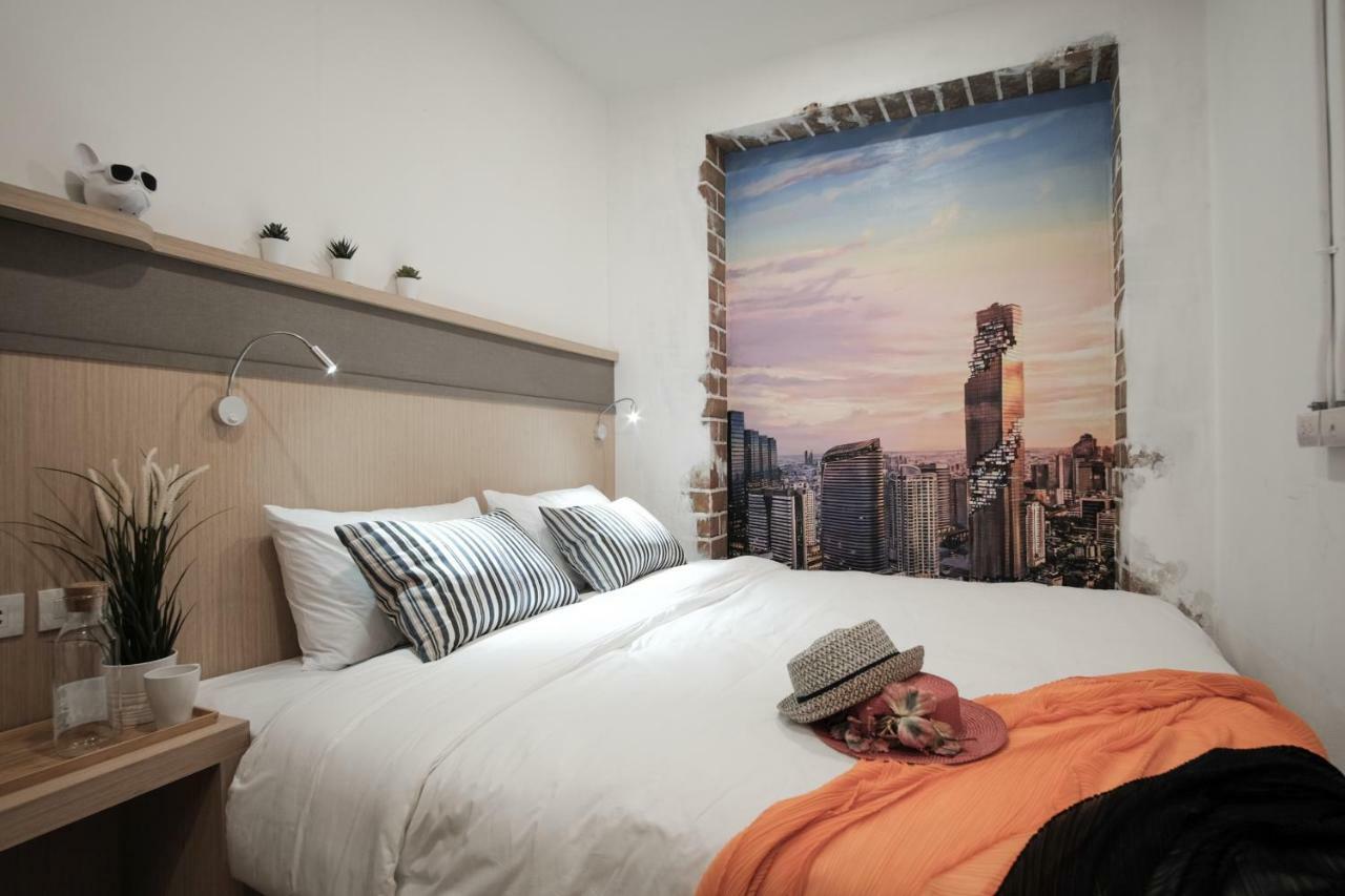 Vive Silom Hotel Bangkok Kültér fotó