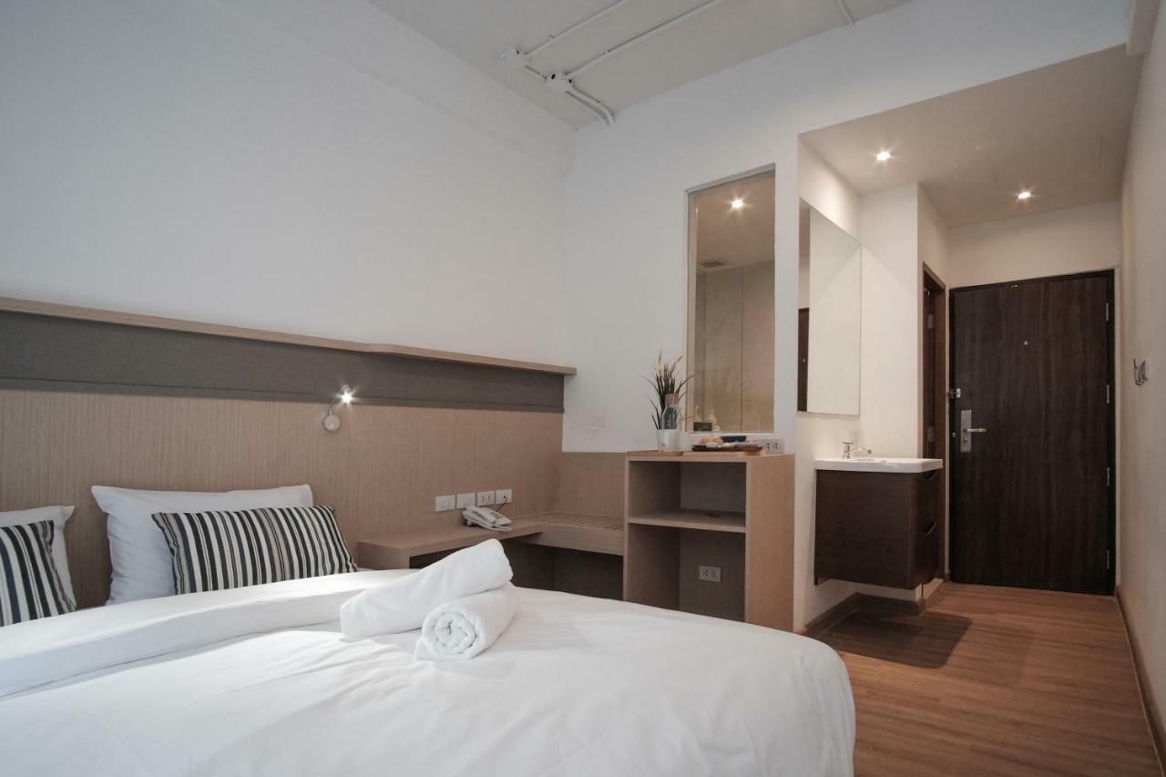 Vive Silom Hotel Bangkok Kültér fotó
