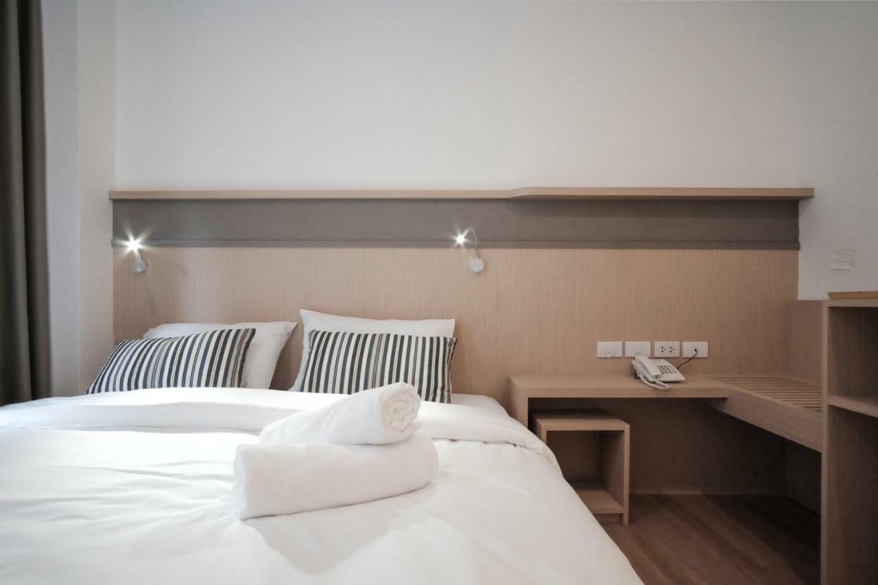 Vive Silom Hotel Bangkok Kültér fotó
