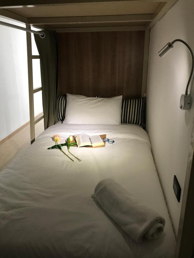 Vive Silom Hotel Bangkok Kültér fotó